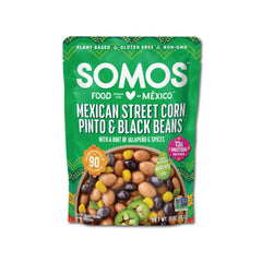 SOMOS textura de frijoles y elote en primer plano, apetece y natural