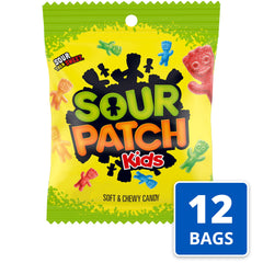 Sour Patch Kids formas de niños resaltando diseño juguetón y diversión