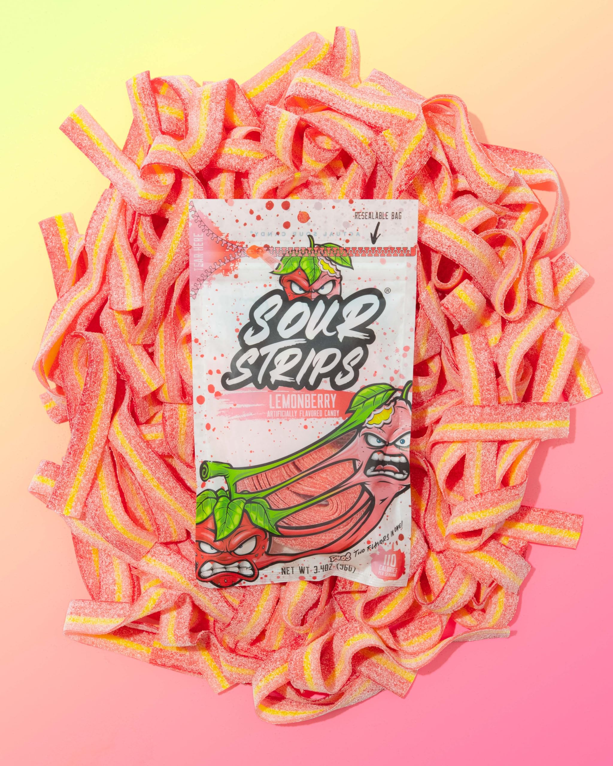 SOUR STRIPS en caja de merienda escolar mostrando porciones y conveniencia