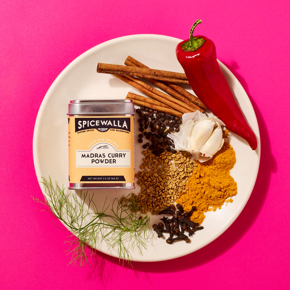 SPICEWALLA textura del polvo Madras Curry resaltando frescura aromática