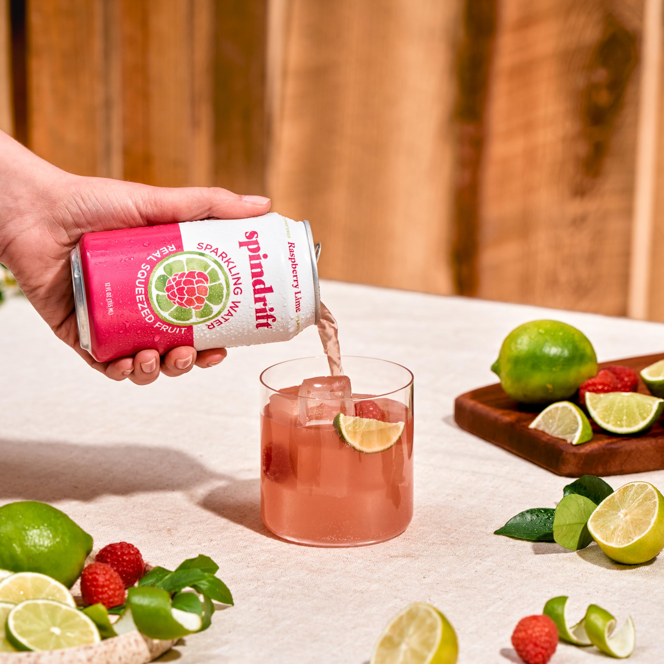 Comparación tamaño Spindrift en mano para ver porción práctica