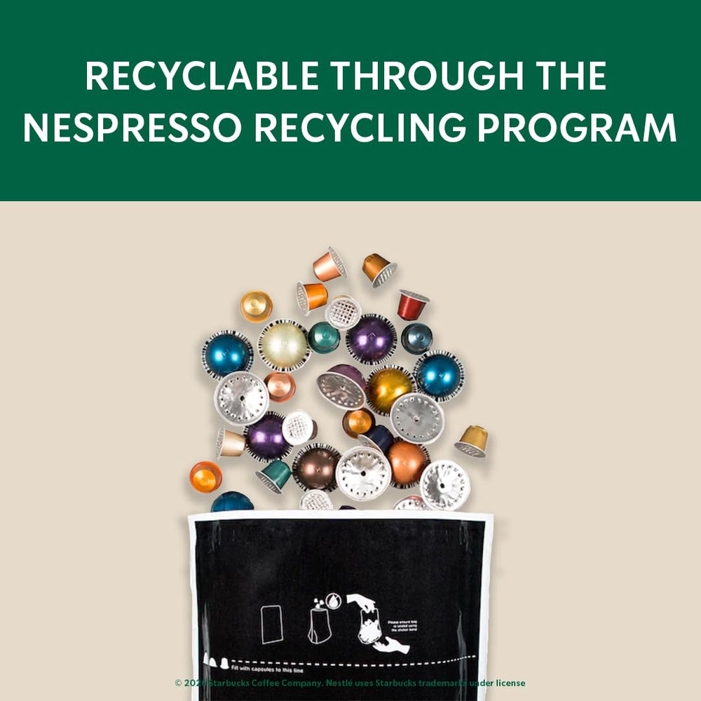 Starbucks by Nespresso escena en cocina con taza y cajas, estilo de vida y comodidad