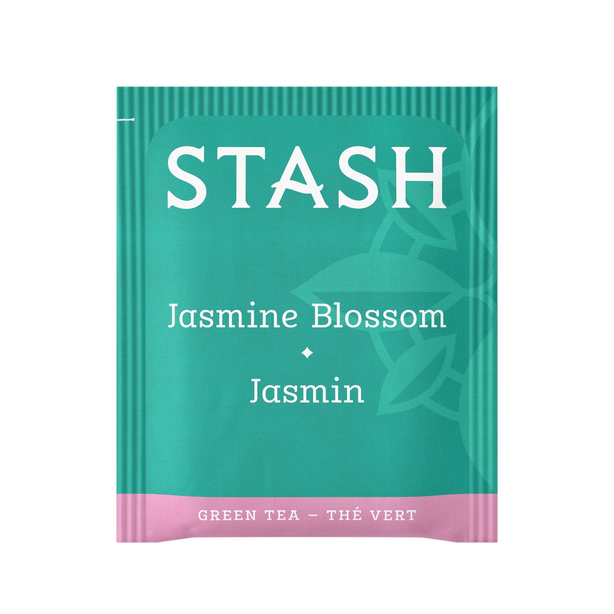 Stash primer plano de hojas de té verde con pétalos de jazmín destacando aroma