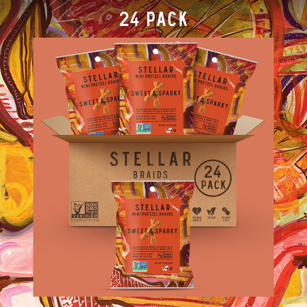 Stellar Snacks: caja con 24 paquetes apilados, ideal para almacenamiento