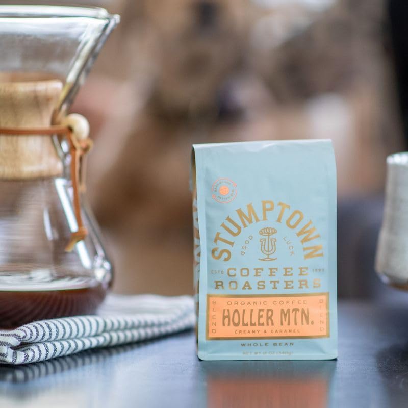 Stumptown Holler Mountain preparación pour-over mostrando claridad de taza