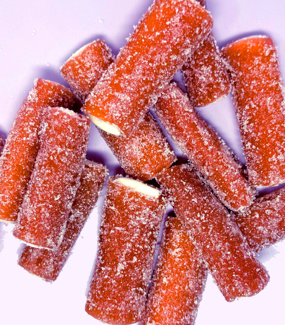 Sugarloo World porción en mano para comparar tamaño y facilidad de comer
