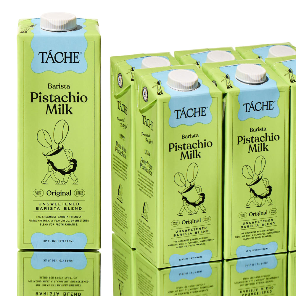 Táche carton frontal mostrando marca y tamaño, ideal para uso barista