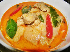 Comparación de tamaños de frascos Mae Ploy, TastePadThai, práctico para despensa