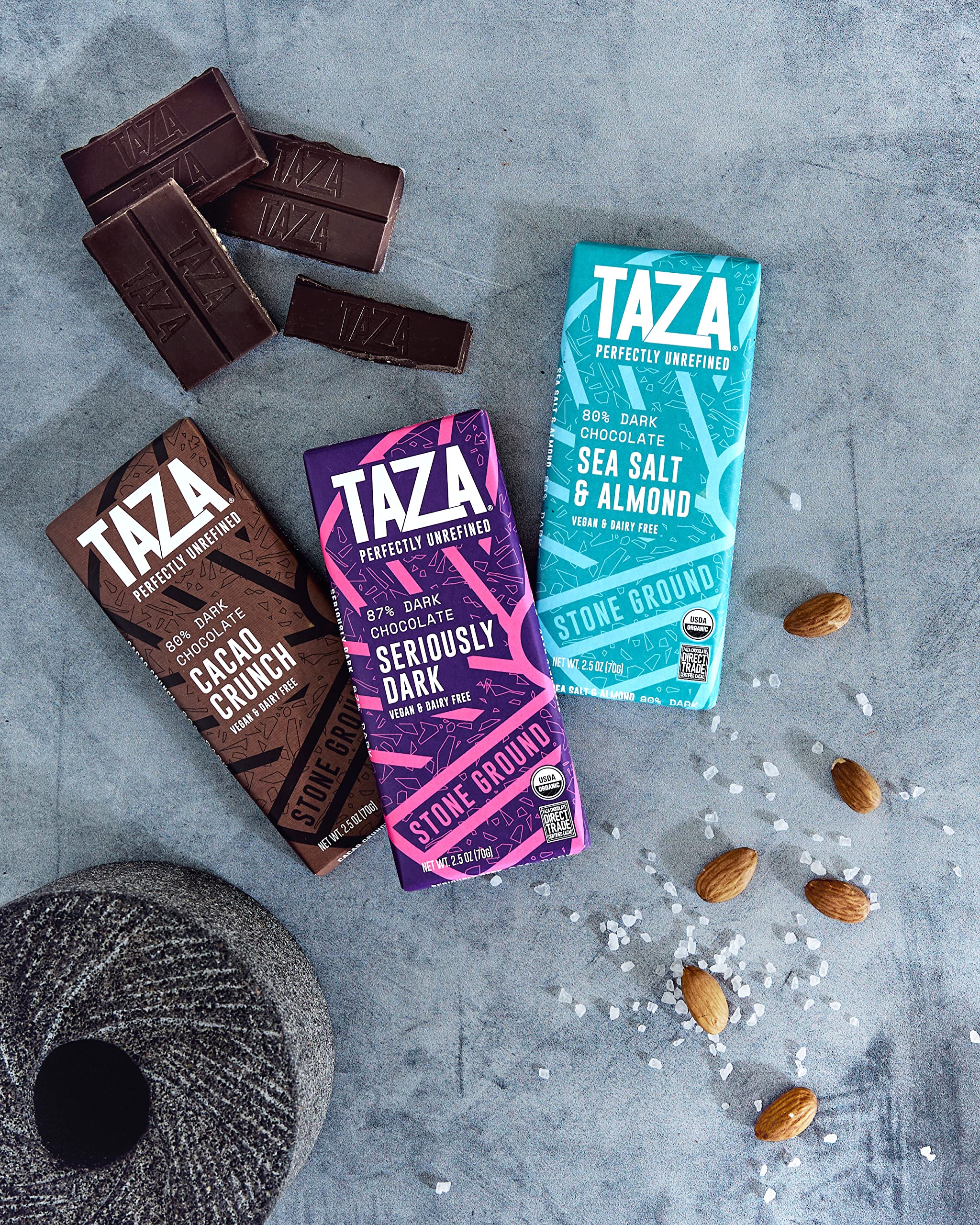 Taza Chocolate detalle de quinoa crujiente integrándose y aportando crocancia