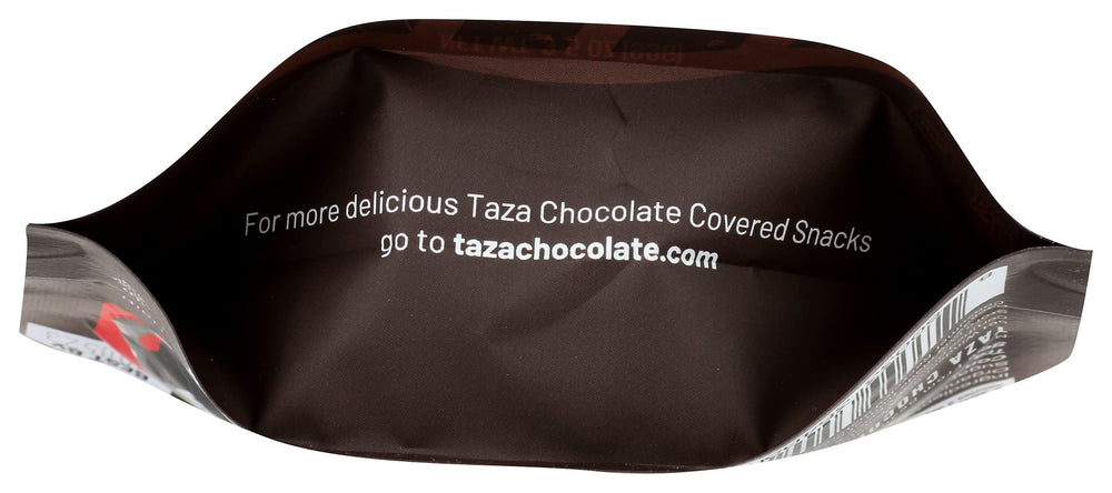 Taza Chocolate escena de snack en mesa ilustrando uso diario y disfrute