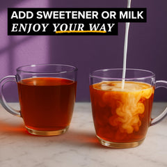 TAZO taza con té vertiéndose, listo para una infusión energizante