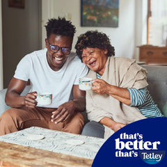 Tetley bolsita cercana mostrando etiqueta y sellado, fácil extracción