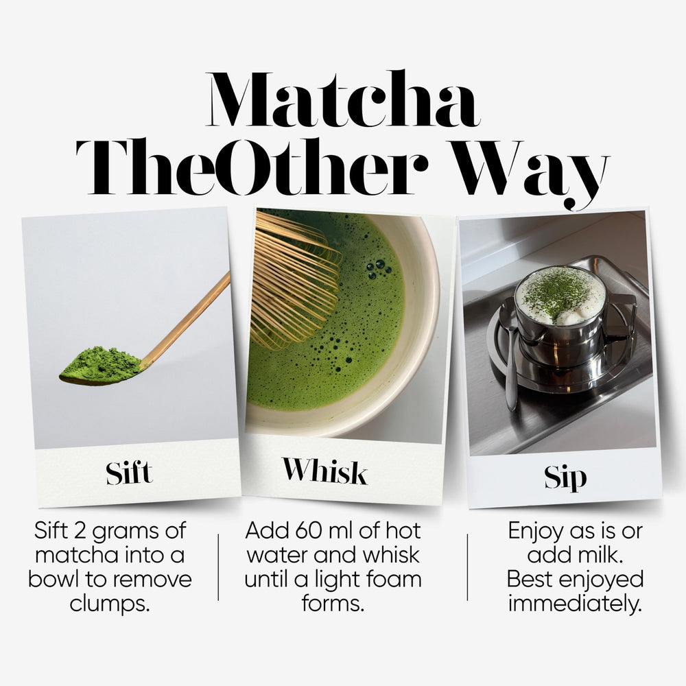 The Other Like No Other cucharilla medidora con polvo de matcha, dosificación precisa