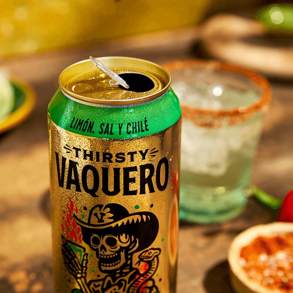 Thirsty Vaquero en picnic al aire libre sugiere compartir y maridar