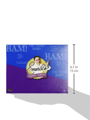 Timothy's World Coffee taza servida con Emeril's Big Easy Bold, aspecto sedoso y apetecible