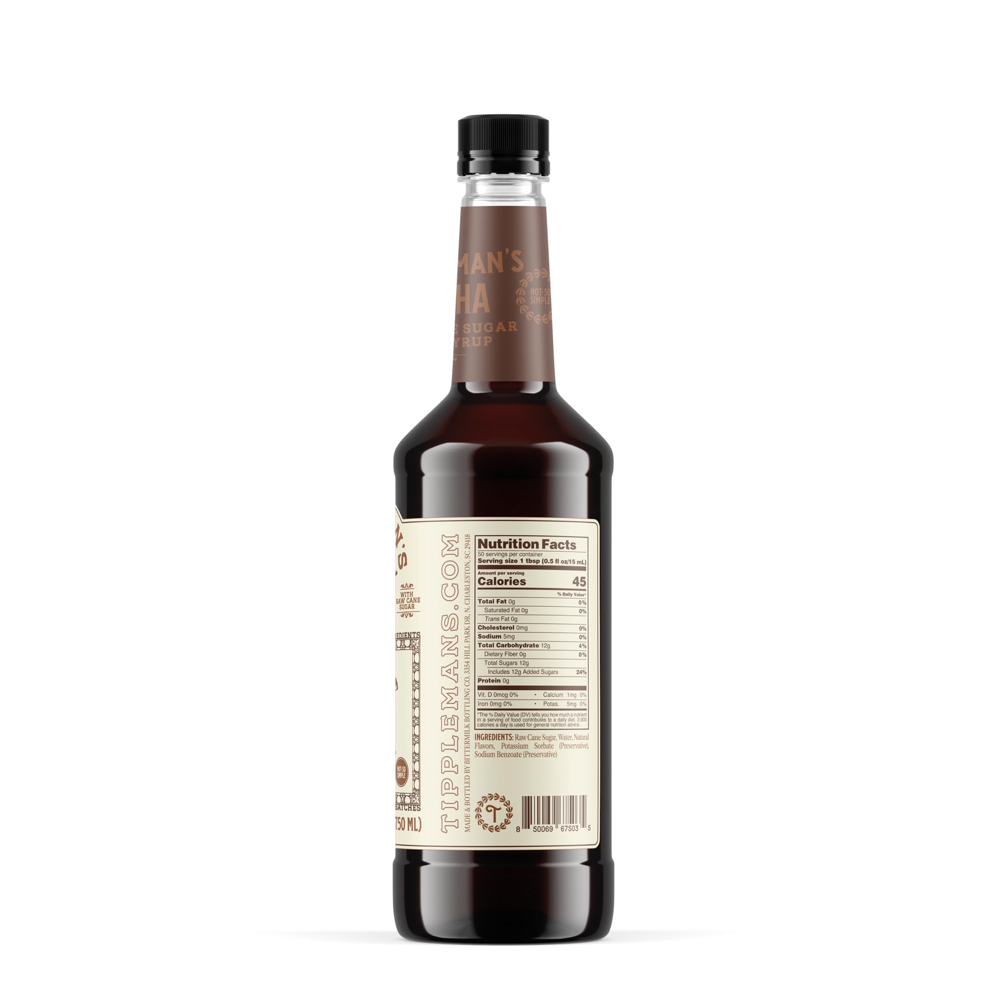 Tippleman's botella 750 ml junto a taza para comparar tamaño y rendimiento