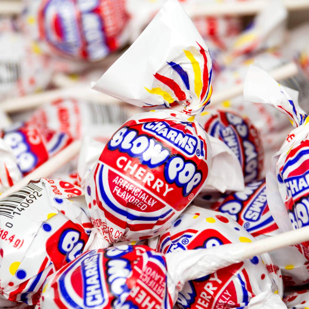 Tootsie Roll Charms Blow Pop caja abierta con 48 piruletas lista para fiestas