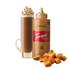 Torani salsa caramel en latte casero aportando sabor cremoso y apariencia profesional