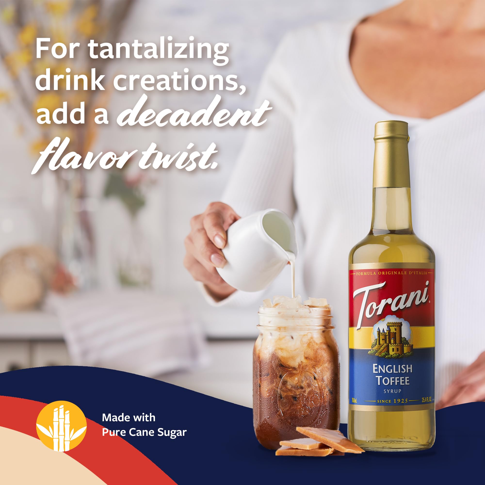 Torani jarabe en café latte con crema, enriquece aroma y sabor