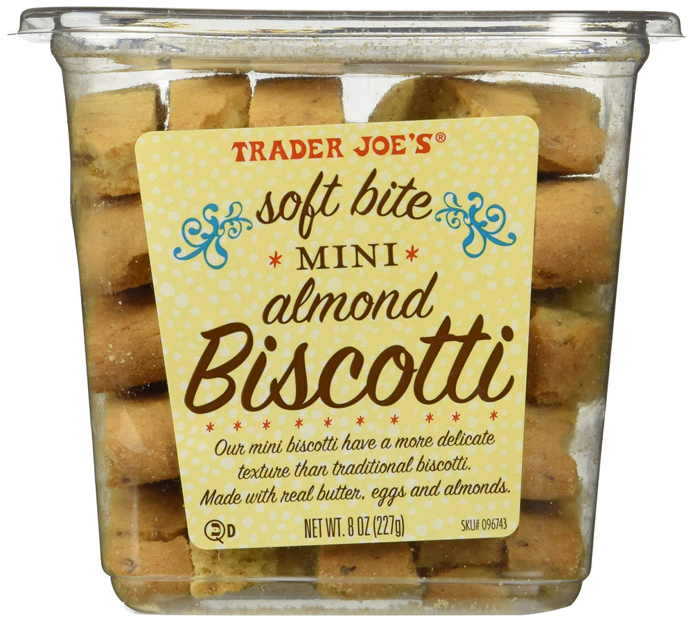 Trader Joe's frente del paquete de mini biscotti suave con almendra, ideal para compartir