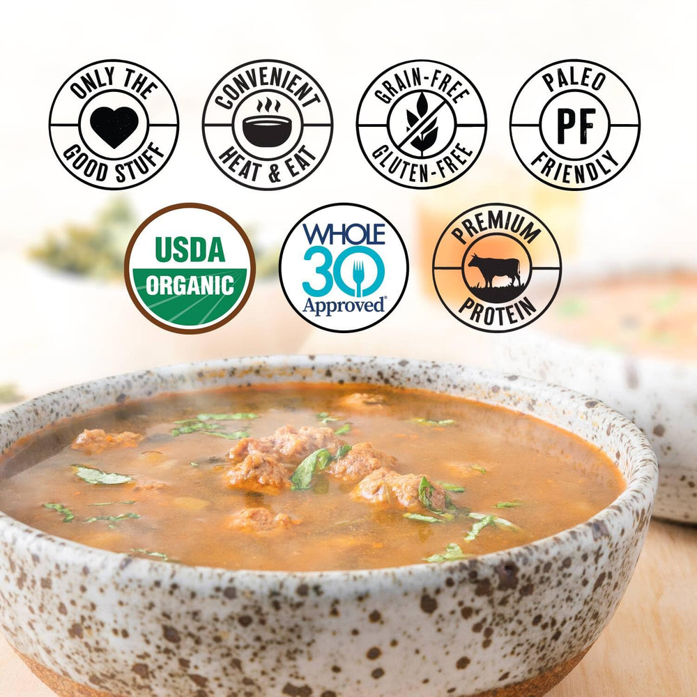 True Primal sobre en mano para comparar tamaño, práctico y portátil