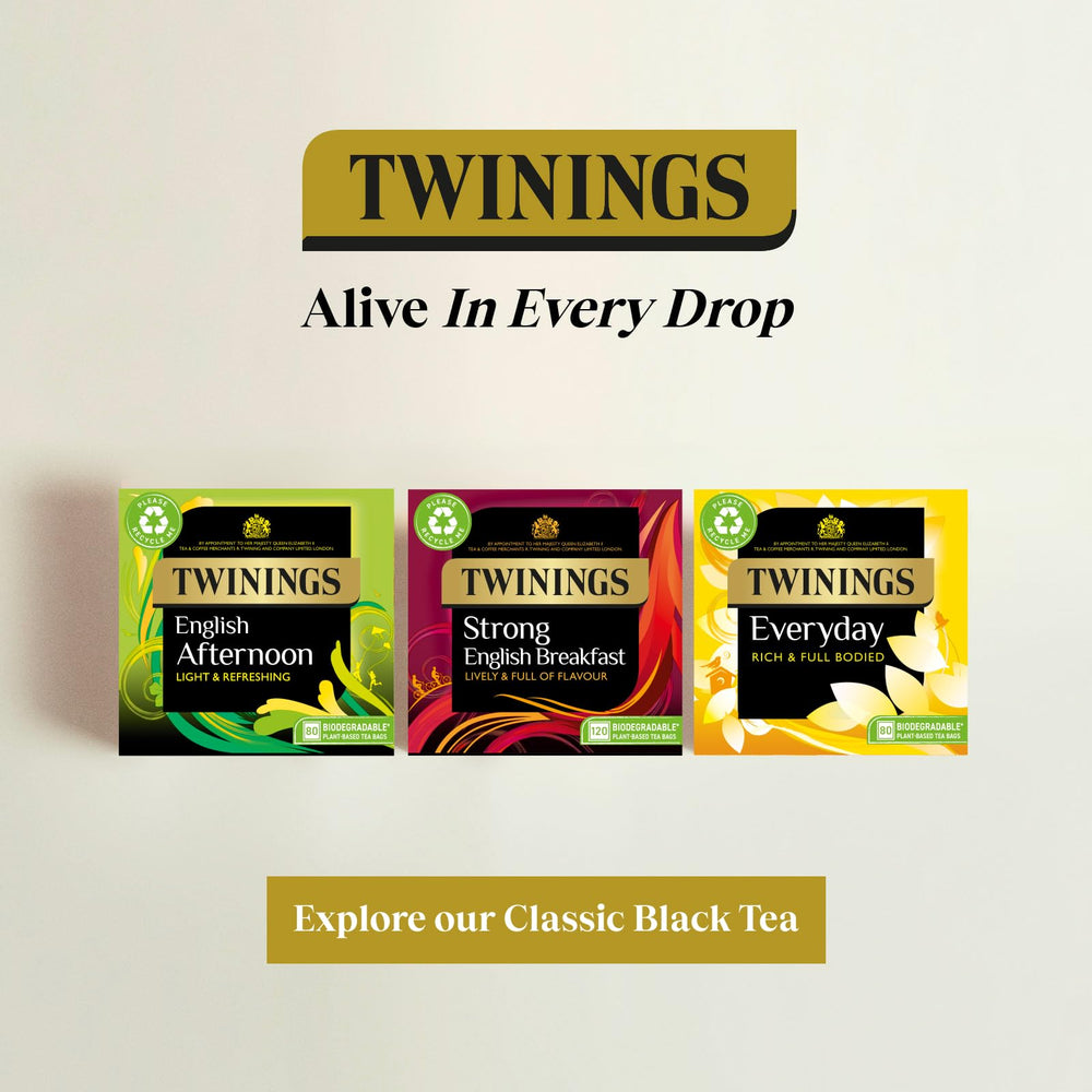 Twinings en mesa de desayuno mostrando cómo acompaña comidas