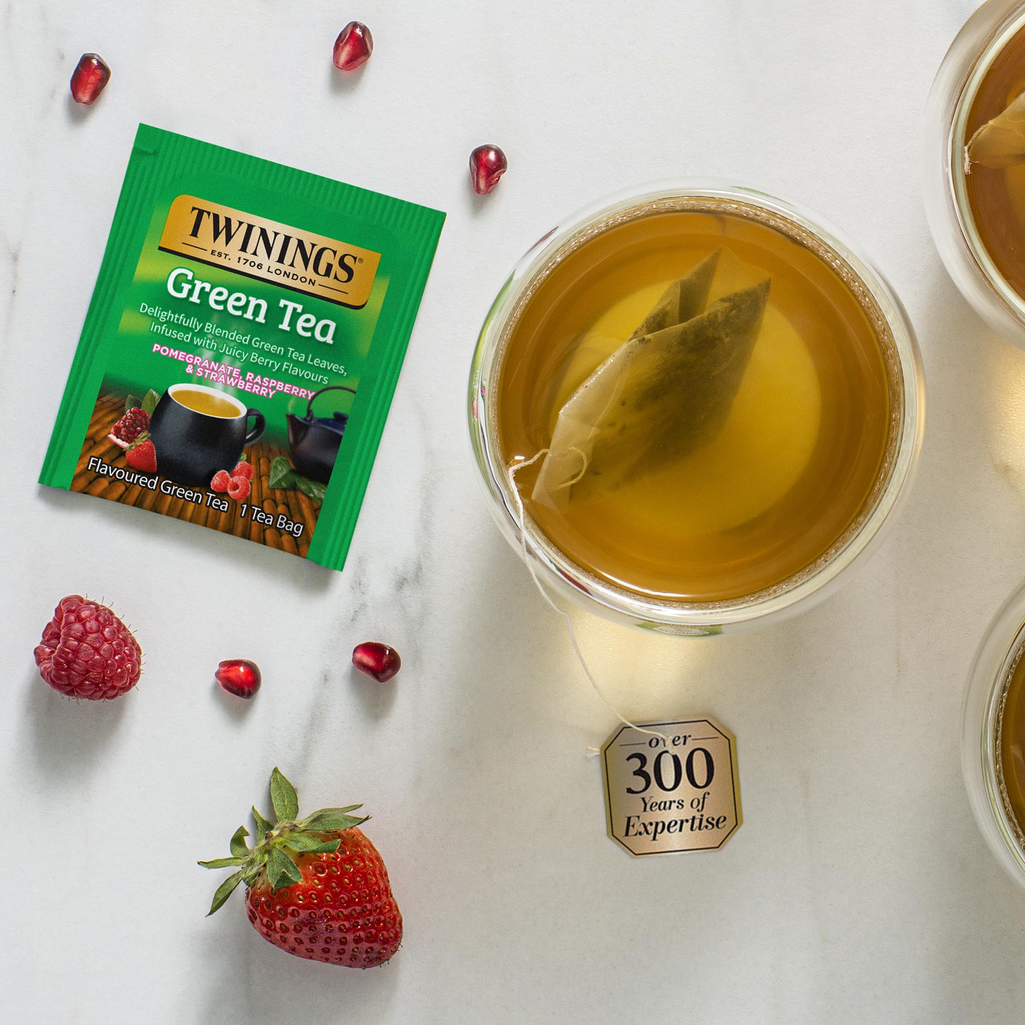 Twinings jarra de té frío refrigerada con hielo y frutas