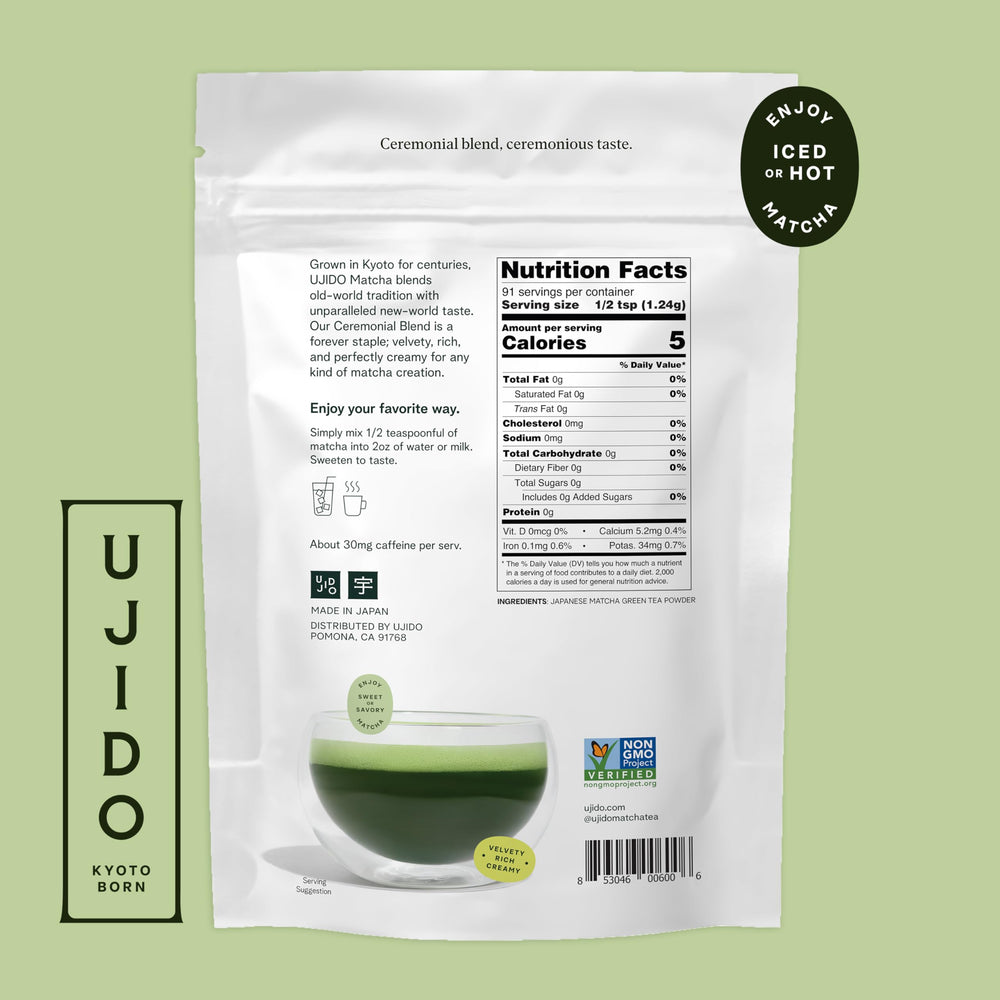 Ujido Matcha textura en primer plano polvo ultrafino y color brillante