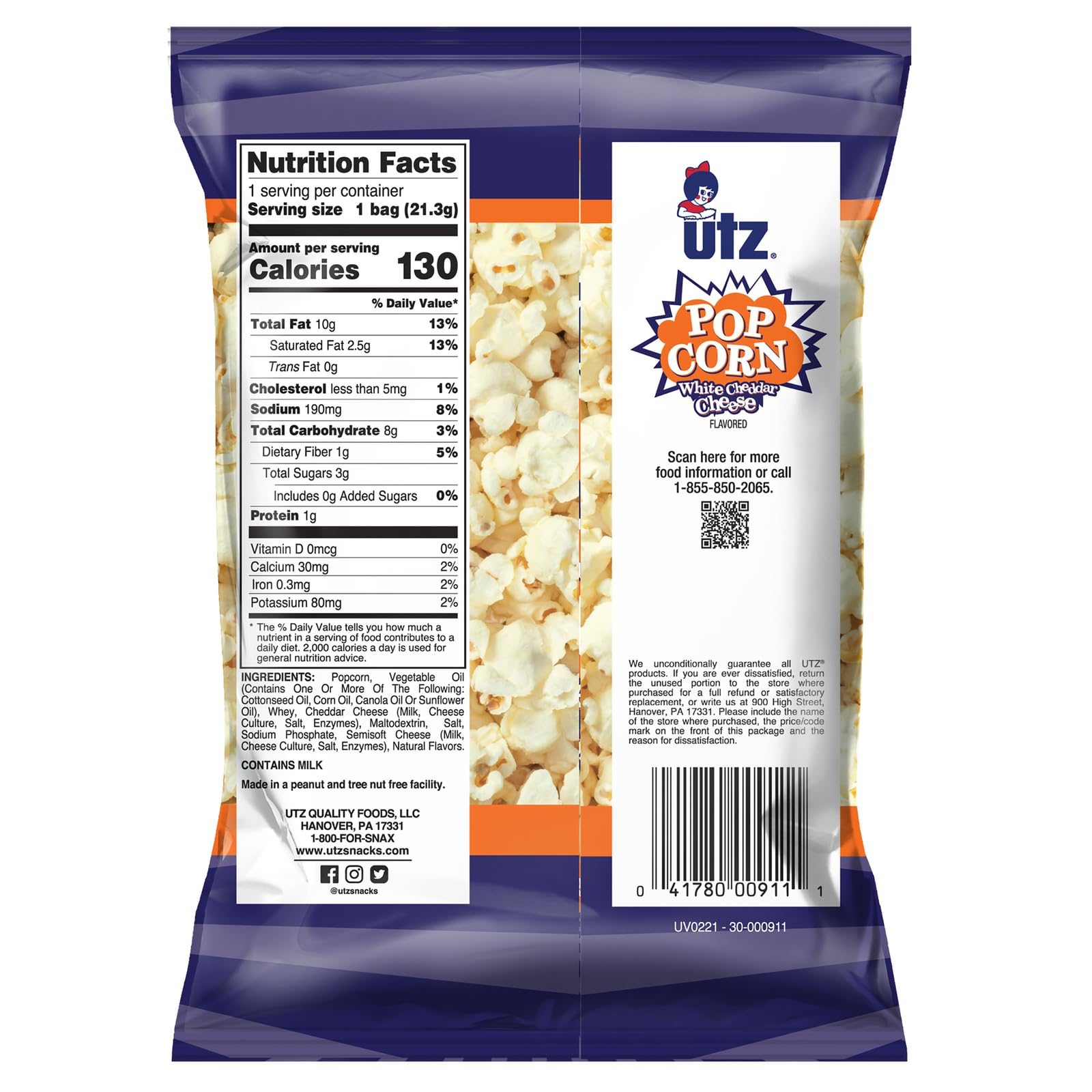 Utz primer plano de palomitas con cobertura de cheddar blanco y crujiente