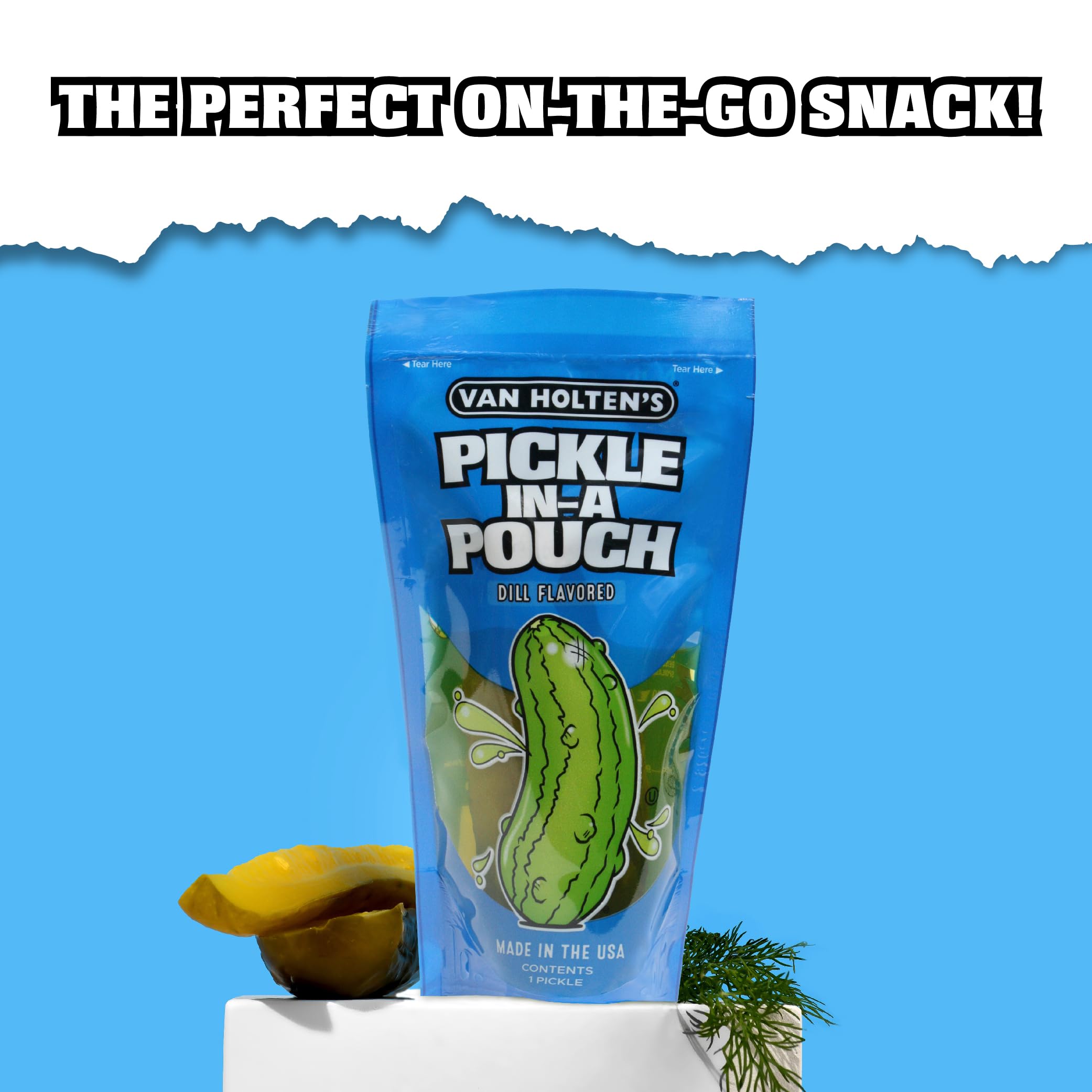 Van Holten's pouch abierto en mano listo para comer al instante