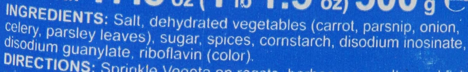 Vegeta en uso con cuchara sobre sopa para mejorar sabor y aroma