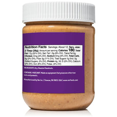 Vör textura cremosa de hazelnut butter en primer plano, untuosa y natural