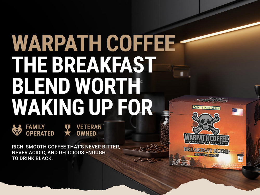 Warpath Coffee taza servida con crema ligera y aroma intenso listo para beber