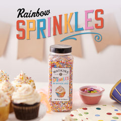 Watkins sprinkles sobre helado cremoso, añade color y contraste