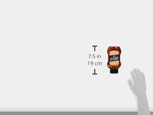 Whataburger ketchup picante vertido sobre hamburguesa para realzar sabor