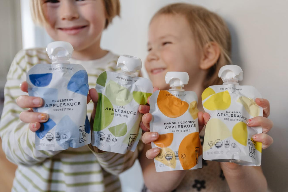 White Leaf Provisions pouch de Mango & Coconut mostrando mezcla tropical