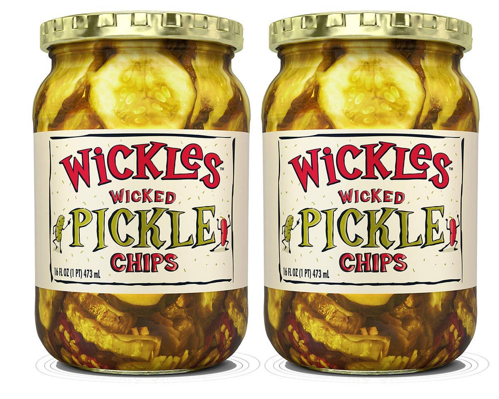 Wickles paquete frontal mostrando la etiqueta y crujido para mejorar sándwiches