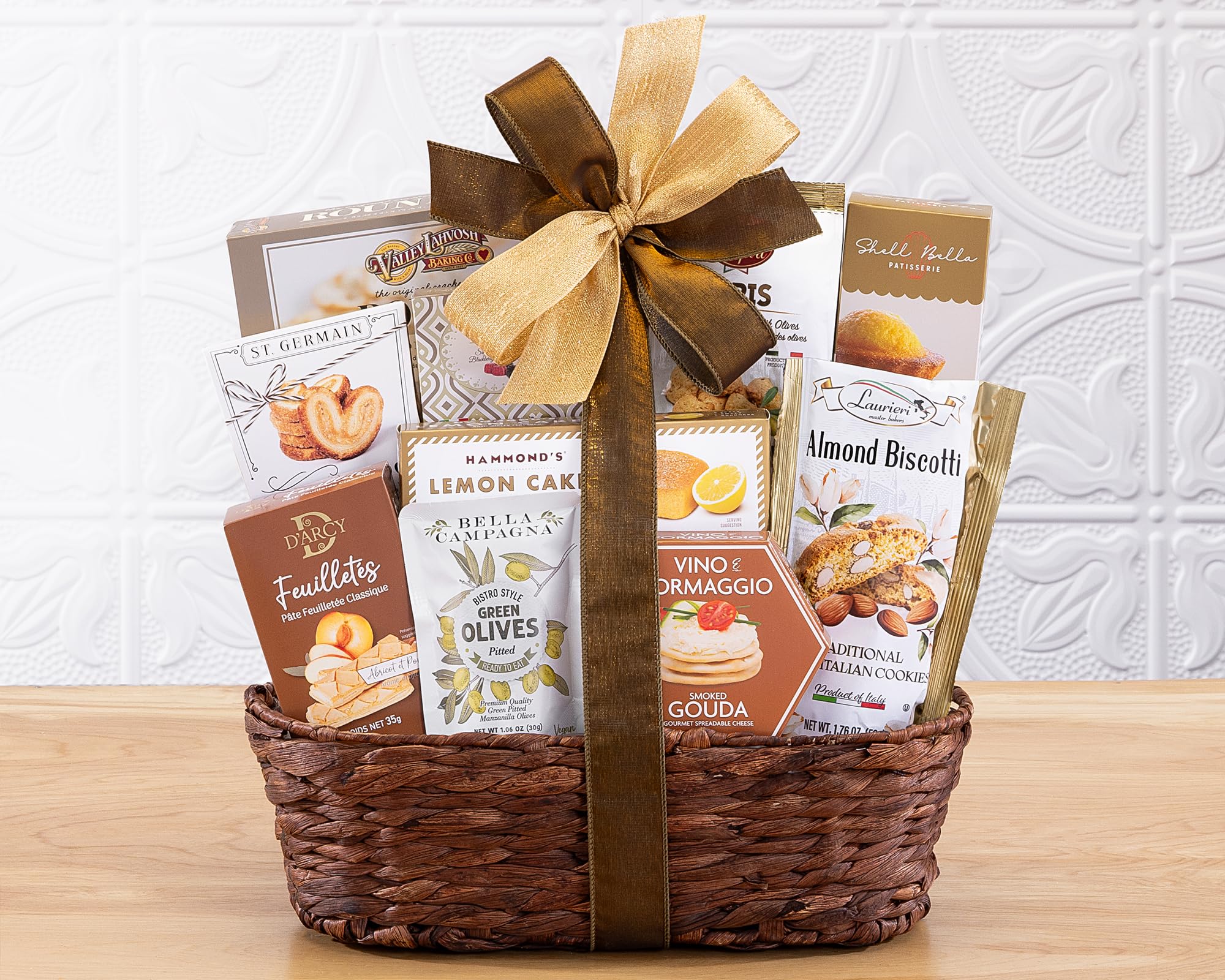 Wine Country Gift Baskets tarjeta personalizada junto a la canasta para mensajes emotivos