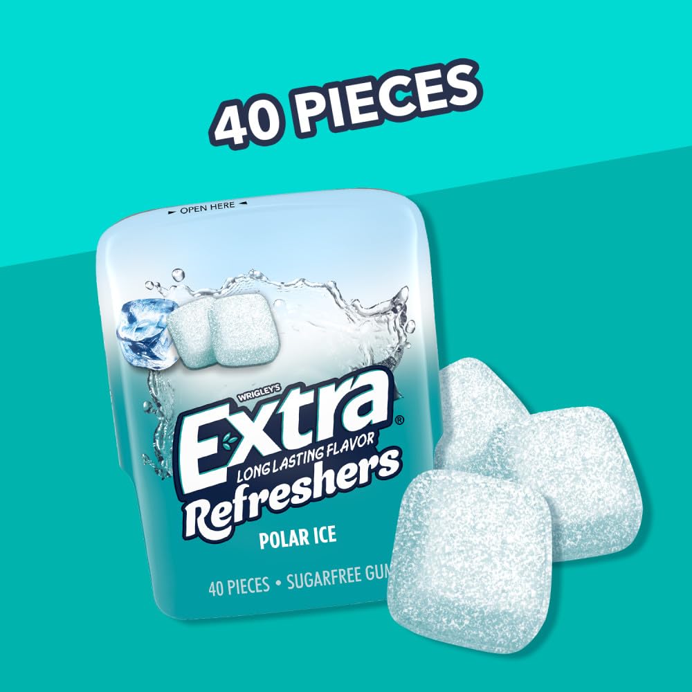WRIGLEY'S EXTRA mano sosteniendo la caja para transporte y conveniencia