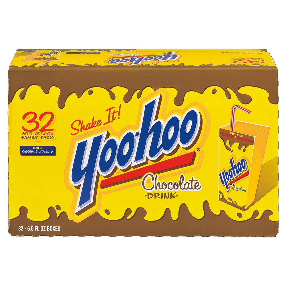 Yoo-hoo vertido en vaso mostrando textura suave y apetecible