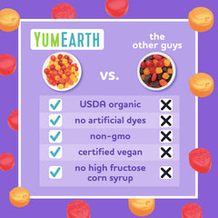 YumEarth bolsita individual abierta con snacks visibles, facilita porciones controladas