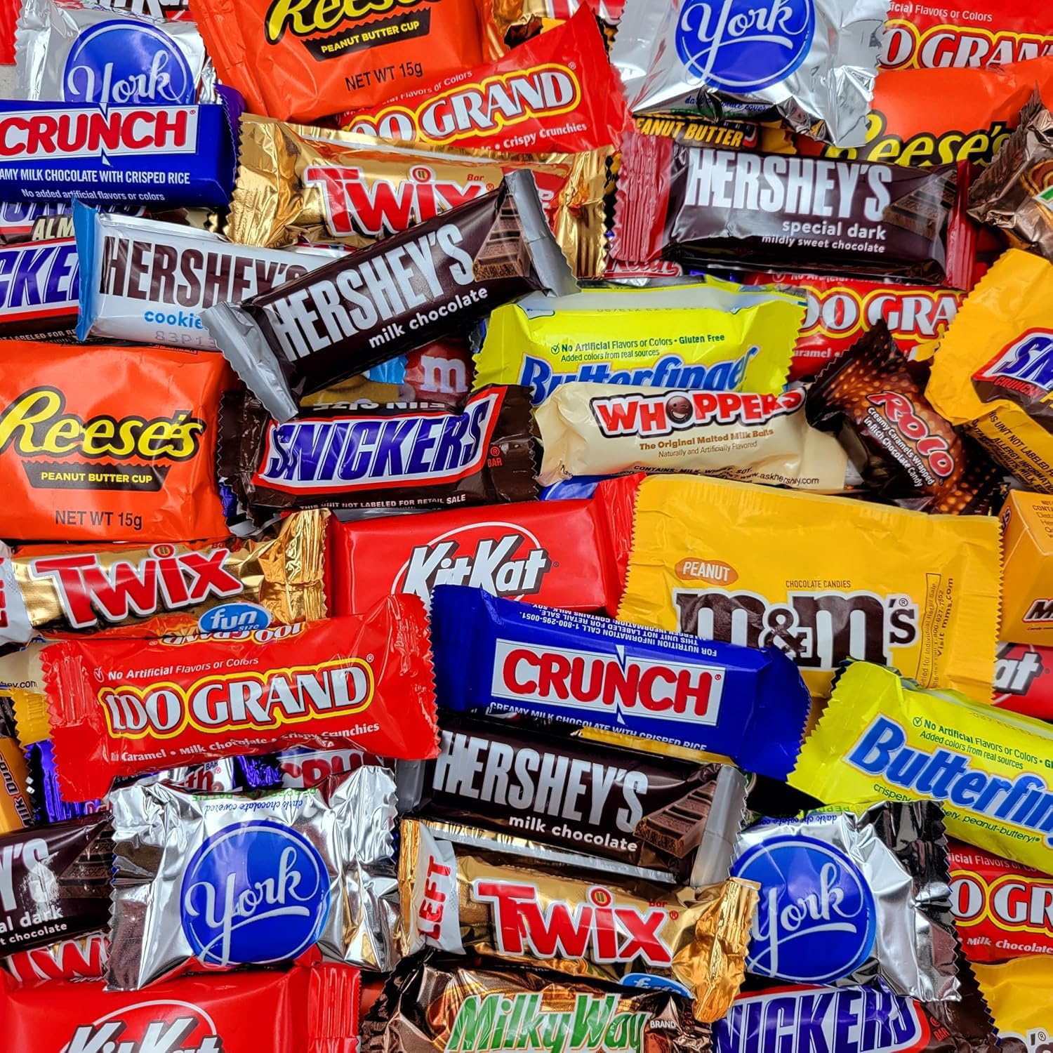 Yummy Chew contenido desplegado con variedad de chocolates para elegir