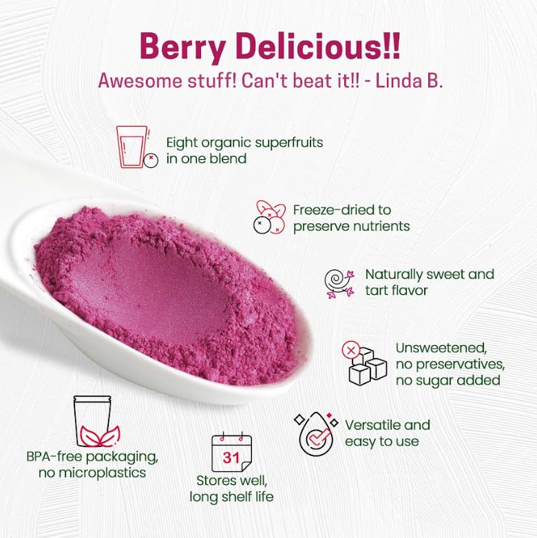 Z Natural Foods polvo mezclado en smoothie rosado, color natural y vibrante