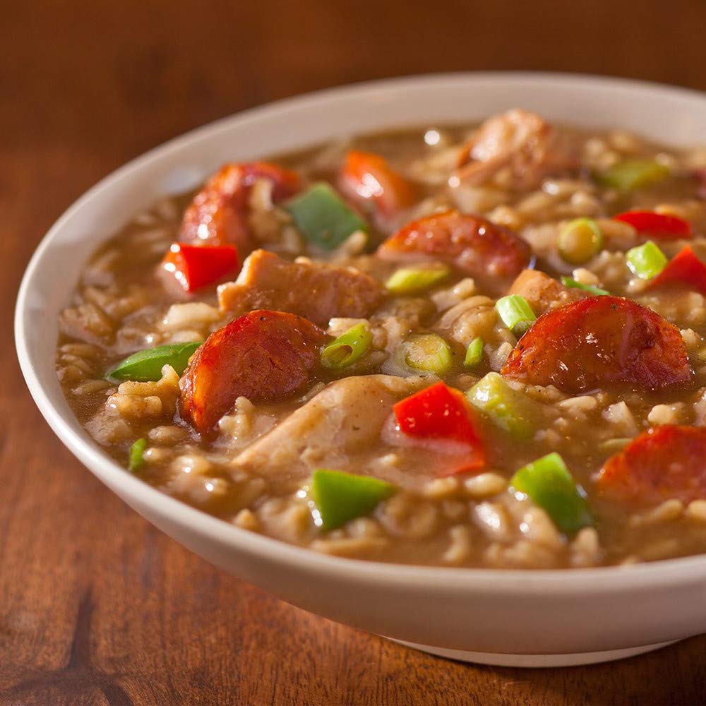 Zatarain's gumbo servido sobre arroz, resultado sustancioso y sabroso